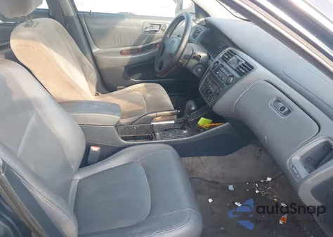 2000 Honda Accord 2.3 Ex from USA, damaged, VIN 1HGCG6684YA064641